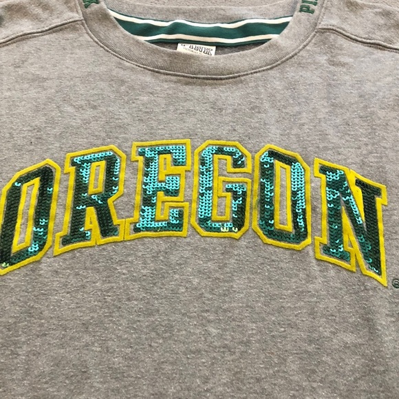 T-shirt Victoria's Secret PINK – Oregon Ducks, Col V, Taille S, Neuf Avec étiquettes